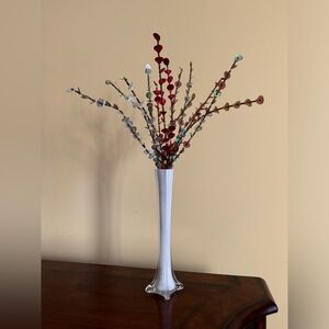 Handmade beaded stems with white color vintage vase